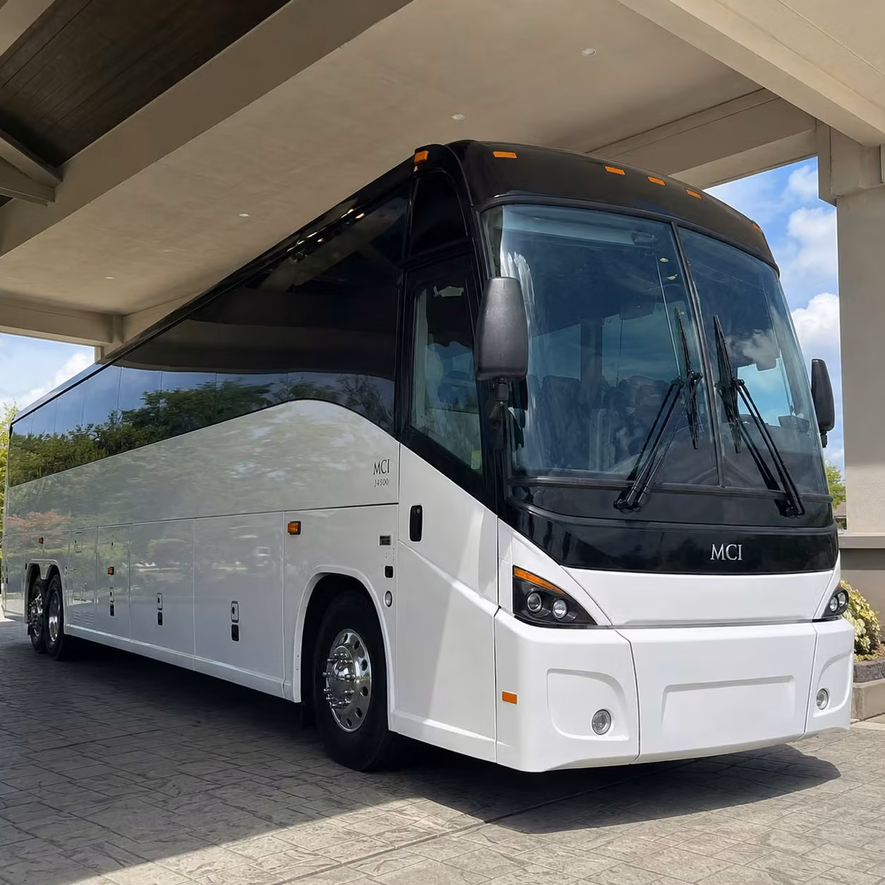 shuttle transportation for mesa city government employees and agency personnel
