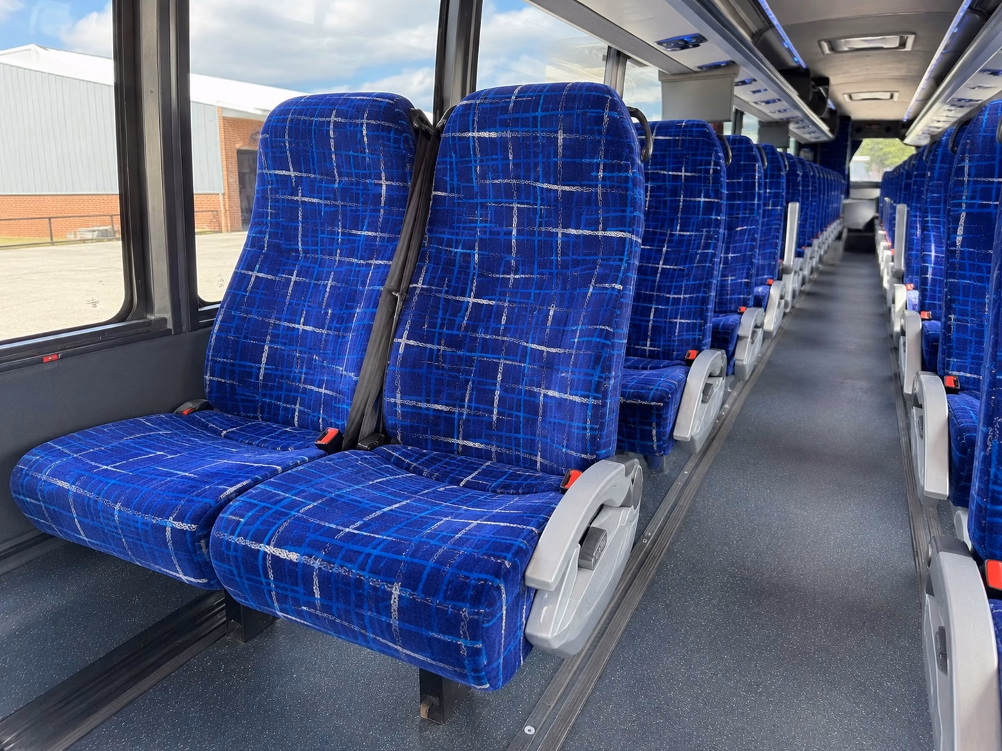 spring training fan shuttles to sloan park and hohokam stadium in mesa